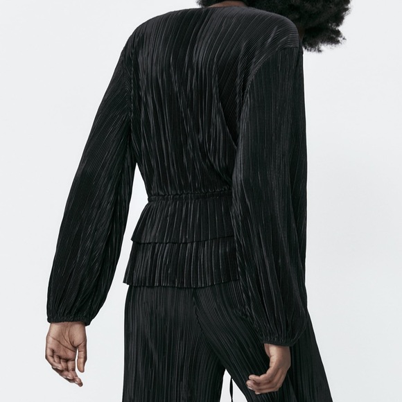 Zara Pleated Top - Picture 6 of 10